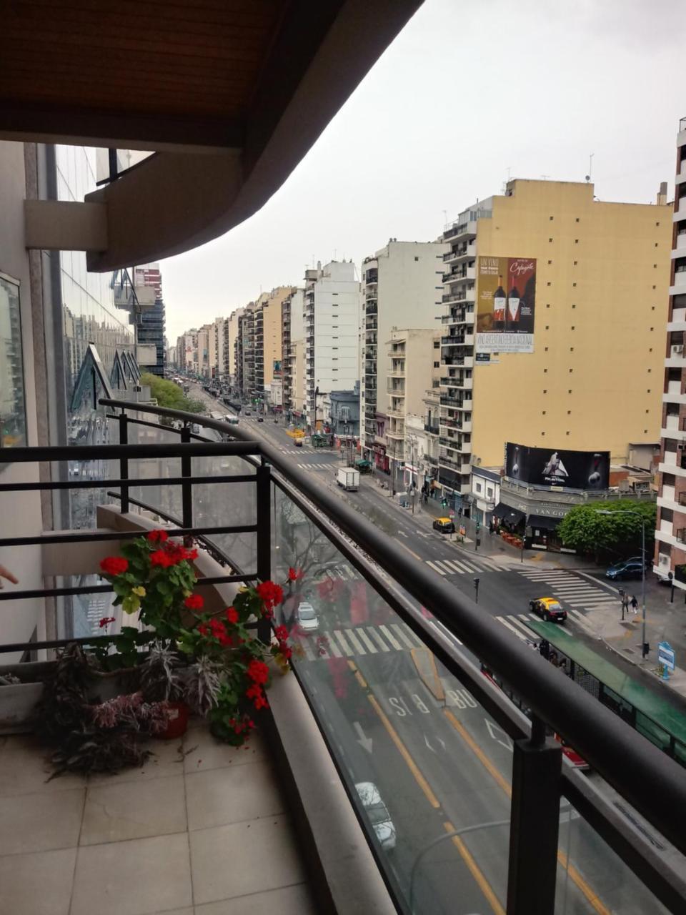 Appartamento Avenida Cabildo 1535 Buenos Aires Esterno foto
